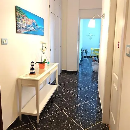 Elegante Centro لا سبيتسْيا